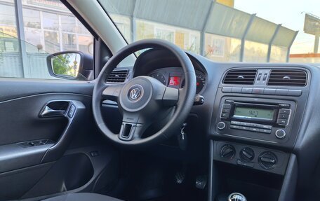 Volkswagen Polo VI (EU Market), 2011 год, 650 000 рублей, 7 фотография
