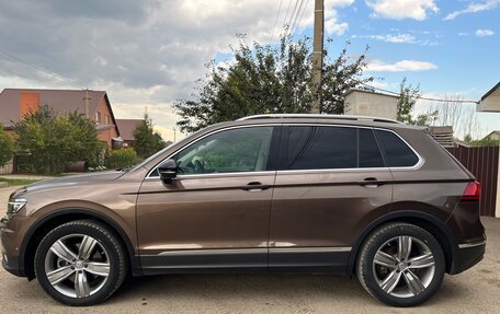 Volkswagen Tiguan II, 2017 год, 2 680 000 рублей, 8 фотография