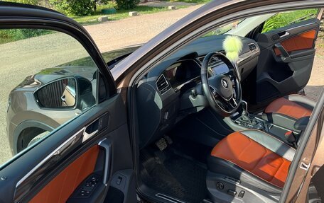 Volkswagen Tiguan II, 2017 год, 2 680 000 рублей, 13 фотография