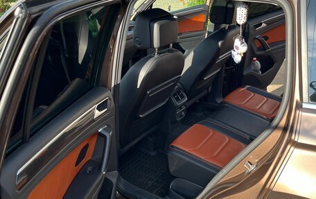 Volkswagen Tiguan II, 2017 год, 2 680 000 рублей, 19 фотография
