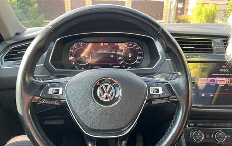 Volkswagen Tiguan II, 2017 год, 2 680 000 рублей, 26 фотография