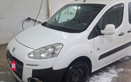 Peugeot Partner II рестайлинг 2, 2013 год, 555 000 рублей, 11 фотография