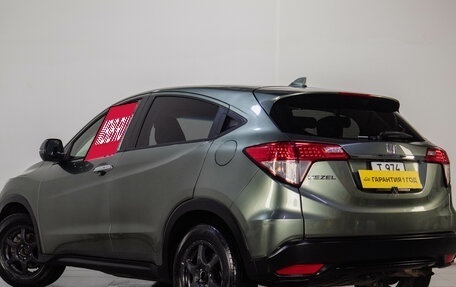 Honda Vezel, 2019 год, 1 999 000 рублей, 11 фотография