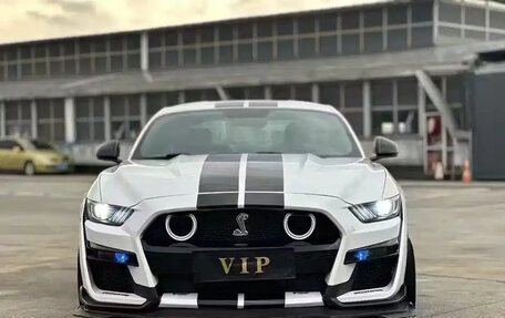 Ford Mustang VI рестайлинг, 2022 год, 2 750 111 рублей, 2 фотография