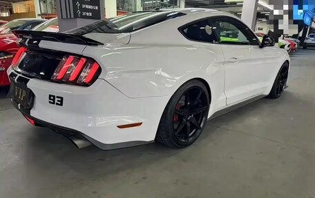 Ford Mustang VI рестайлинг, 2022 год, 2 750 111 рублей, 13 фотография