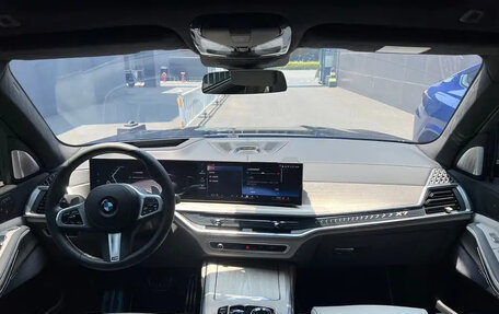 BMW X7, 2022 год, 10 580 111 рублей, 7 фотография