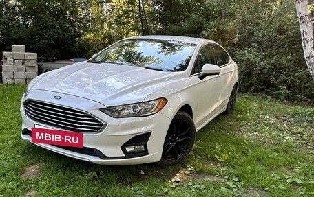 Ford Fusion (North America) II, 2019 год, 1 529 000 рублей, 2 фотография