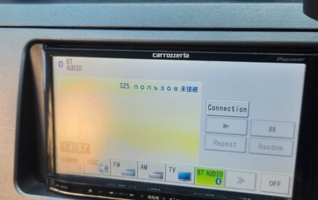 Toyota Prius, 2012 год, 1 050 000 рублей, 9 фотография