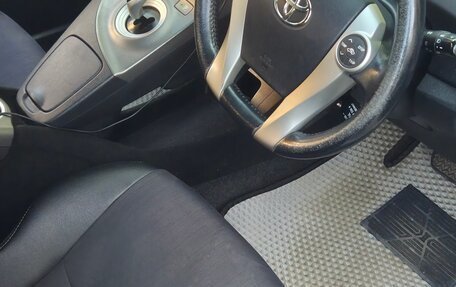 Toyota Prius, 2012 год, 1 050 000 рублей, 7 фотография