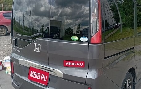 Honda Stepwgn IV, 2021 год, 2 600 000 рублей, 3 фотография
