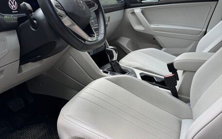 Volkswagen Tiguan II, 2022 год, 3 500 000 рублей, 5 фотография
