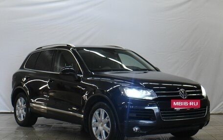 Volkswagen Touareg III, 2012 год, 1 699 000 рублей, 2 фотография