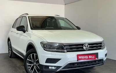Volkswagen Tiguan II, 2019 год, 2 449 000 рублей, 1 фотография