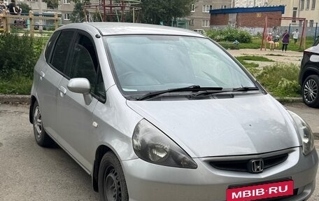 Honda Fit III, 2003 год, 390 000 рублей, 11 фотография