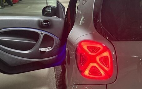 Smart Fortwo III, 2018 год, 1 600 000 рублей, 9 фотография