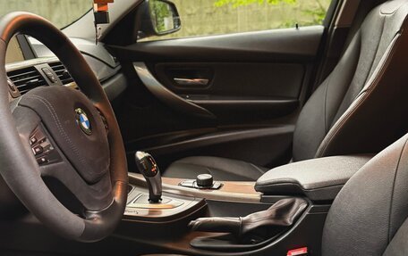 BMW 3 серия, 2012 год, 1 700 000 рублей, 11 фотография