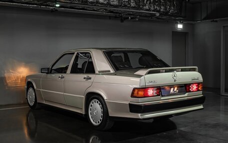 Mercedes-Benz 190 (W201), 1985 год, 17 000 000 рублей, 4 фотография
