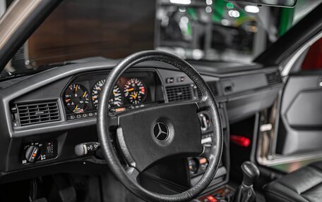 Mercedes-Benz 190 (W201), 1985 год, 17 000 000 рублей, 14 фотография