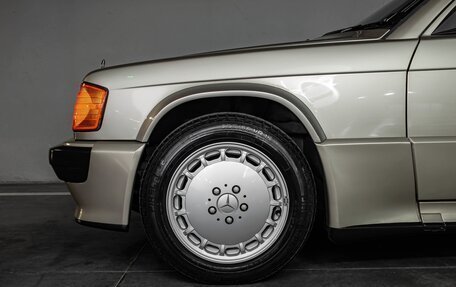 Mercedes-Benz 190 (W201), 1985 год, 17 000 000 рублей, 38 фотография