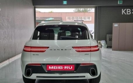 Genesis GV70, 2023 год, 3 624 000 рублей, 4 фотография