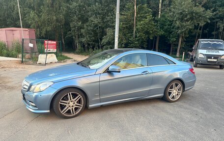 Mercedes-Benz E-Класс, 2012 год, 1 490 000 рублей, 3 фотография