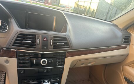Mercedes-Benz E-Класс, 2012 год, 1 490 000 рублей, 15 фотография