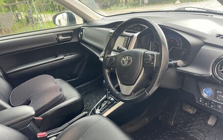 Toyota Corolla, 2018 год, 1 700 000 рублей, 10 фотография