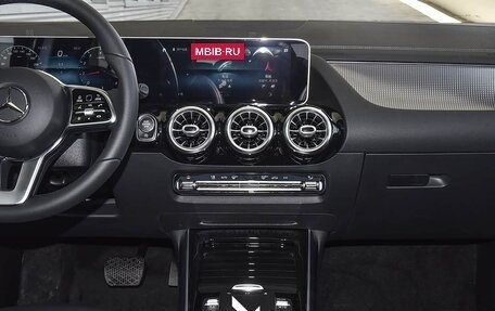 Mercedes-Benz GLA, 2021 год, 2 610 000 рублей, 15 фотография