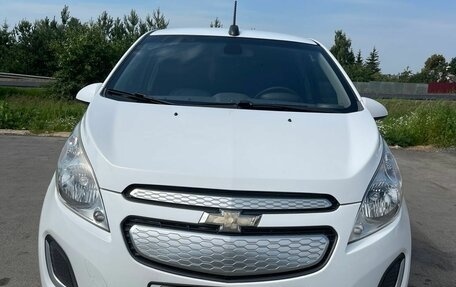 Chevrolet Spark III, 2015 год, 950 000 рублей, 3 фотография