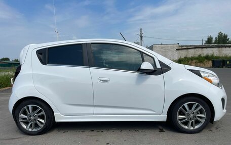 Chevrolet Spark III, 2015 год, 950 000 рублей, 9 фотография