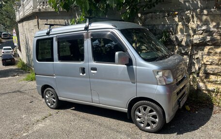 Toyota Pixis Van I, 2014 год, 870 000 рублей, 2 фотография