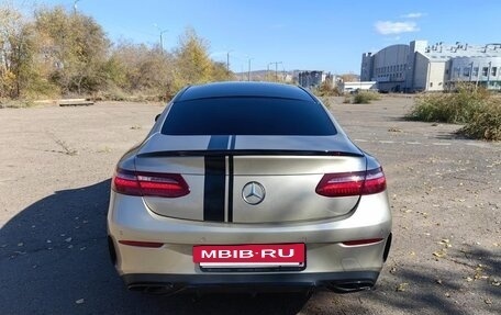 Mercedes-Benz E-Класс, 2017 год, 4 500 000 рублей, 7 фотография