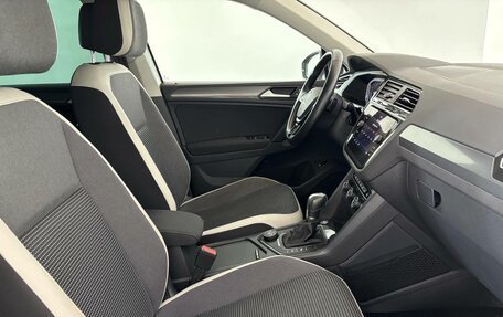 Volkswagen Tiguan II, 2019 год, 2 449 000 рублей, 12 фотография