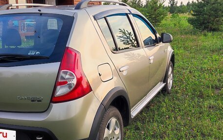 Renault Sandero I, 2011 год, 570 000 рублей, 2 фотография