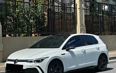 Volkswagen Golf VIII, 2022 год, 2 140 000 рублей, 3 фотография