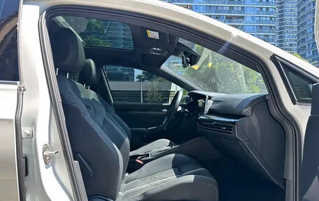 Volkswagen Golf VIII, 2022 год, 2 140 000 рублей, 13 фотография