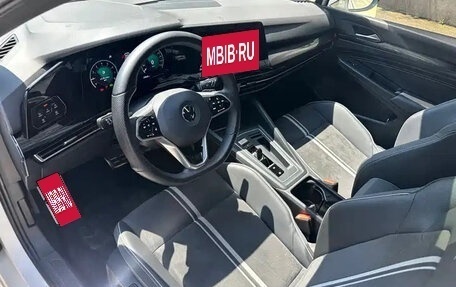 Volkswagen Golf VIII, 2022 год, 2 140 000 рублей, 9 фотография