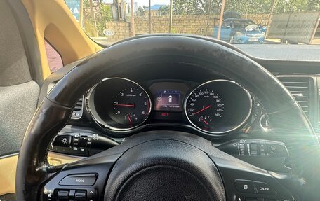 KIA Carnival III, 2017 год, 2 500 000 рублей, 5 фотография