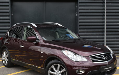 Infiniti QX50 I рестайлинг, 2014 год, 1 650 000 рублей, 3 фотография