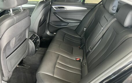 BMW 5 серия, 2019 год, 3 600 000 рублей, 15 фотография