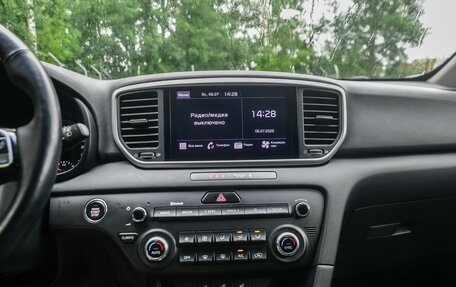 KIA Sportage IV рестайлинг, 2021 год, 2 220 000 рублей, 9 фотография