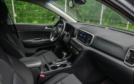 KIA Sportage IV рестайлинг, 2021 год, 2 220 000 рублей, 15 фотография