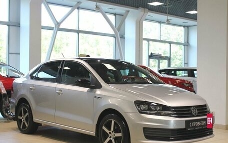 Volkswagen Polo VI (EU Market), 2018 год, 1 120 000 рублей, 3 фотография
