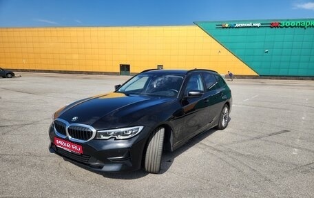 BMW 3 серия, 2019 год, 2 690 000 рублей, 1 фотография