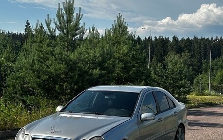 Mercedes-Benz C-Класс, 2000 год, 563 000 рублей, 1 фотография