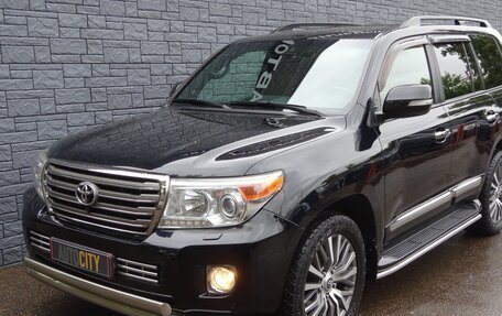 Toyota Land Cruiser 200, 2013 год, 4 400 000 рублей, 2 фотография