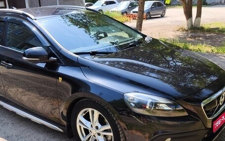 Volvo V40 Cross Country I, 2015 год, 1 600 000 рублей, 1 фотография