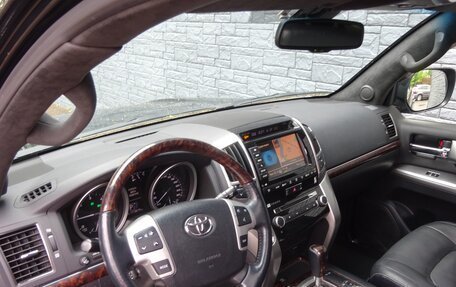 Toyota Land Cruiser 200, 2013 год, 4 400 000 рублей, 15 фотография