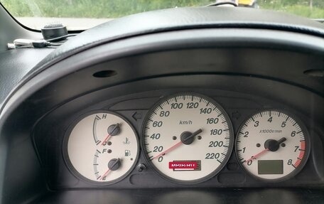 Mazda Premacy III, 2002 год, 200 000 рублей, 6 фотография