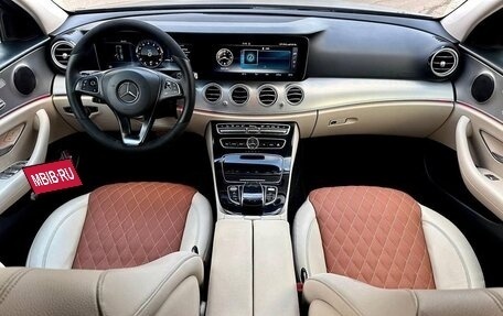 Mercedes-Benz E-Класс, 2016 год, 2 900 000 рублей, 7 фотография